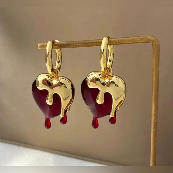 ❤️ Melting Gold over Red Heart Dangle Earrings - Picture 1 of 8